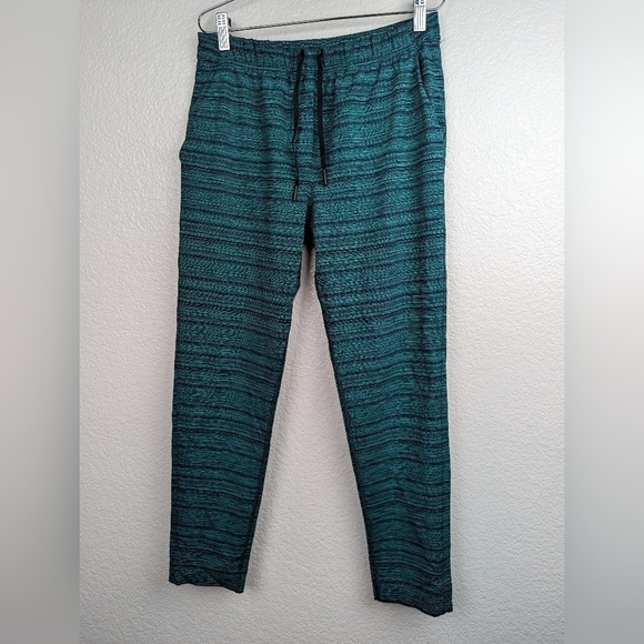 Lululemon Jet Crop Slim Trouser Cyber Jungle Green - Picture 1 of 4